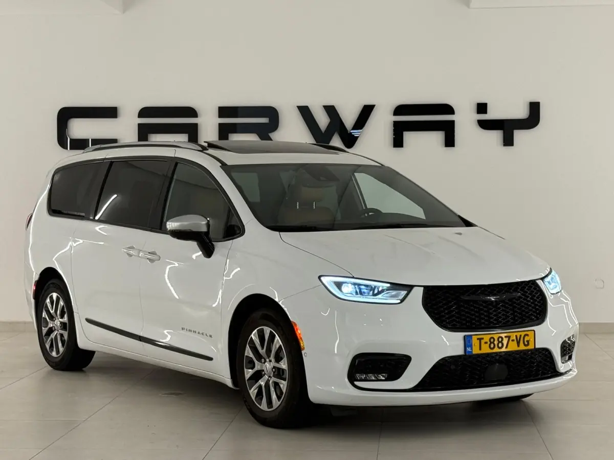 3.6 V6 Hybrid Pacifica Pinnacle 7-zits Full option