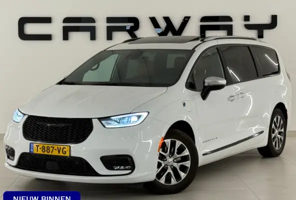 3.6 V6 Hybrid Pacifica Pinnacle 7-zits Full option