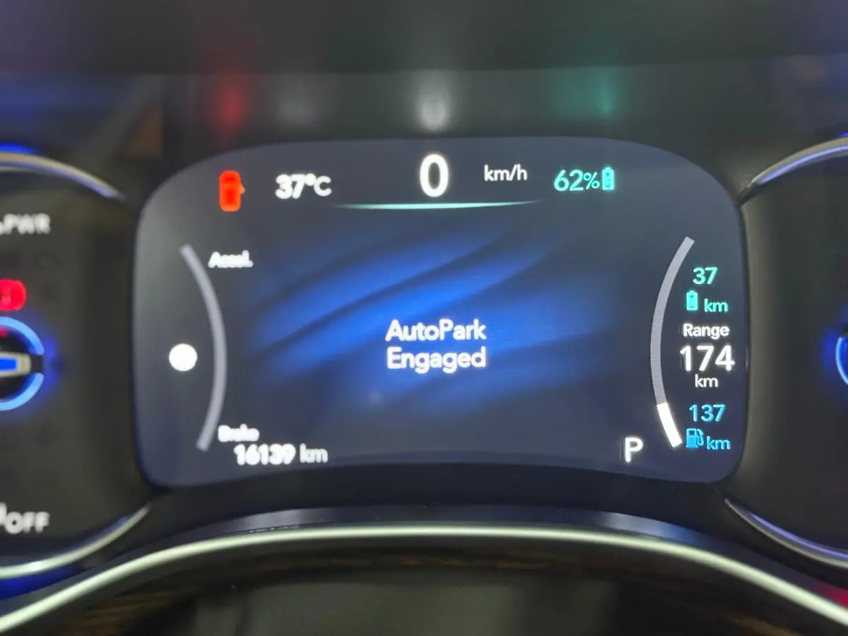 3.6 V6 Hybrid Pacifica Pinnacle 7-zits Full option