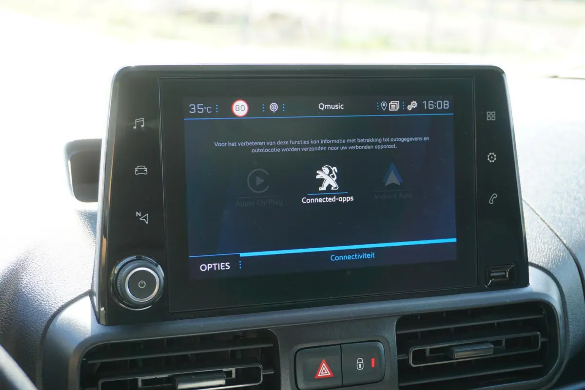 1.5 BlueHDi 100 L1 in Topstaat ||MARGE geen BTW |1e eigenaar |Metallic |Cruise |Navigatie |Carplay |Android Auto |EURO6D |100 pk |Betimmering