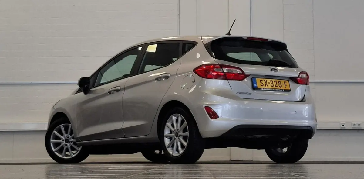 1.1i Trend Navigatie LM velgen Parkeerhulp Mooi! Garantie