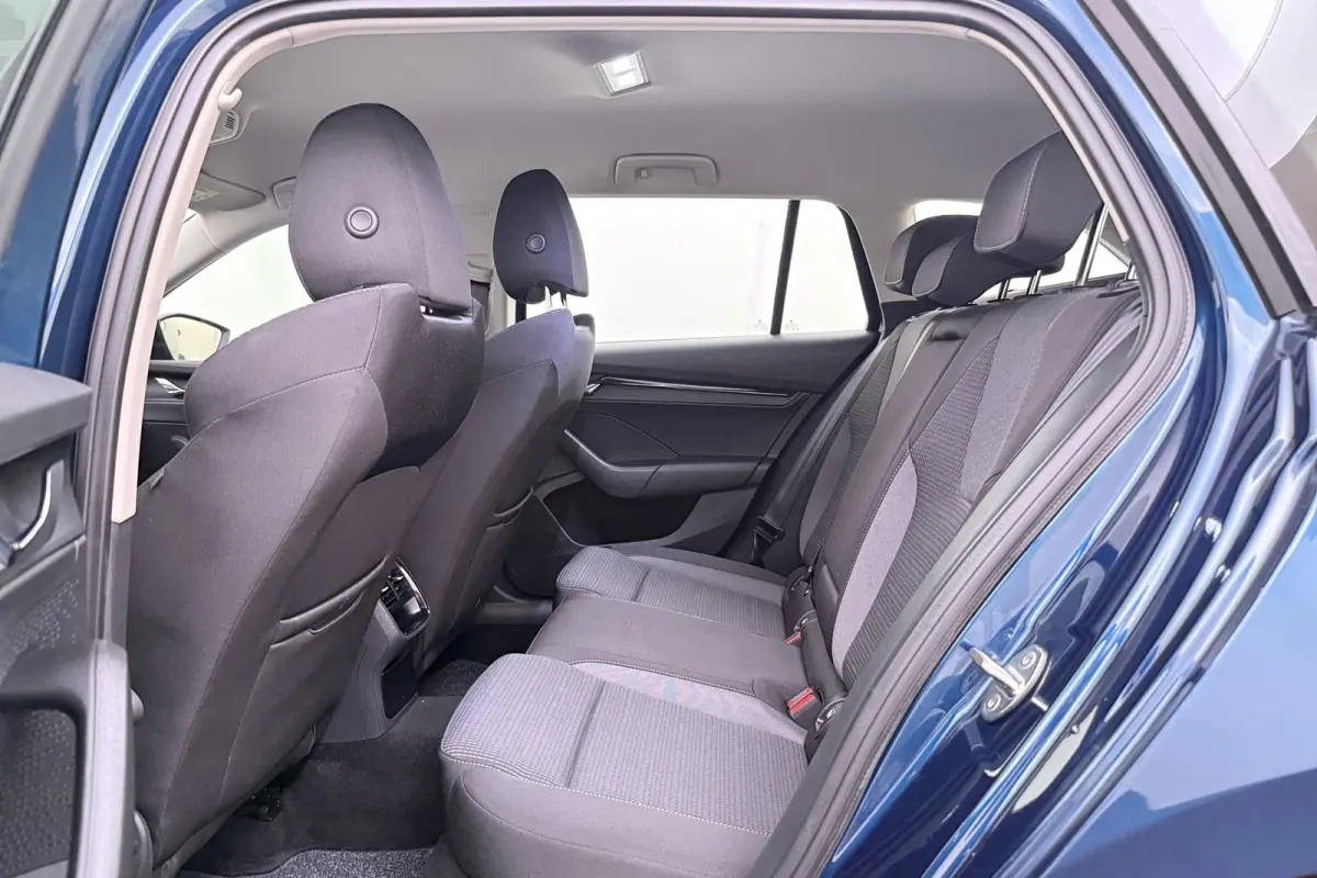 1.4 TSI iV PHEV Business Sport Trekhaak Carplay 18' velgen
