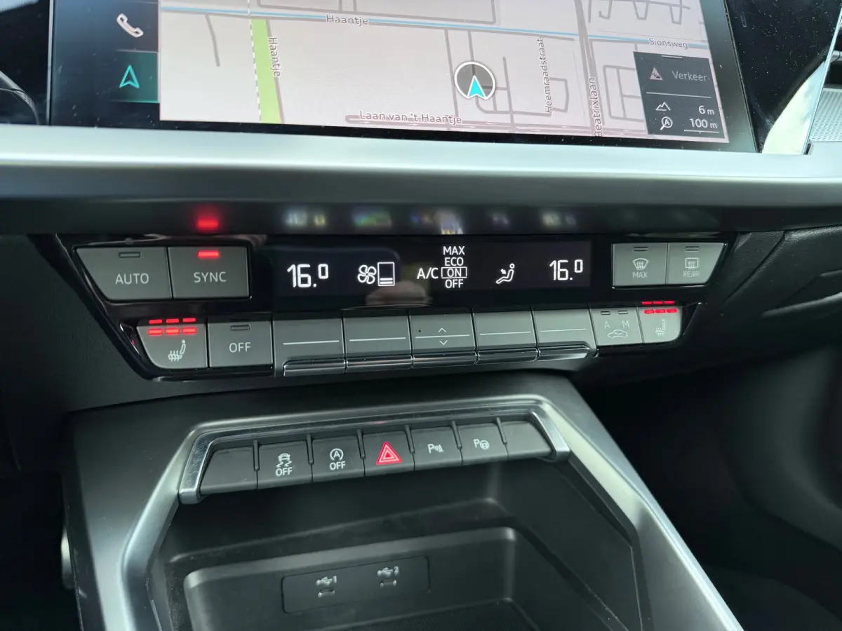 40 TFSI quattro S-Line Camera/AppleCarPlay