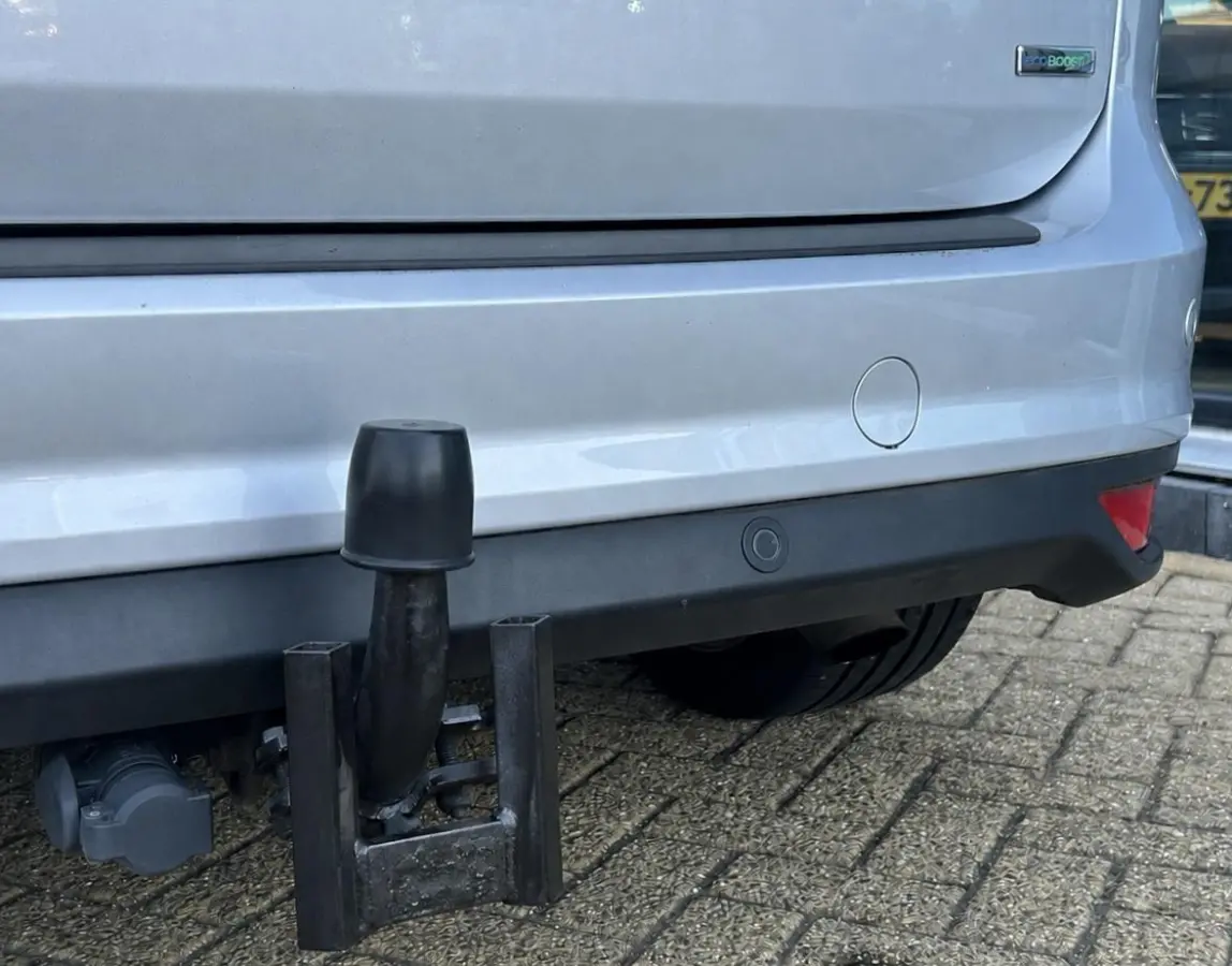 1.5 Titanium 150PK | Trekhaak | 1500KG Trekgewicht | 2e Eigenaar | NL AUTO | Onderhoudshistorie | Achteruitrijcamera | Navigatie | Parkeersensoren | Cruise Control | Climate Control | Armste