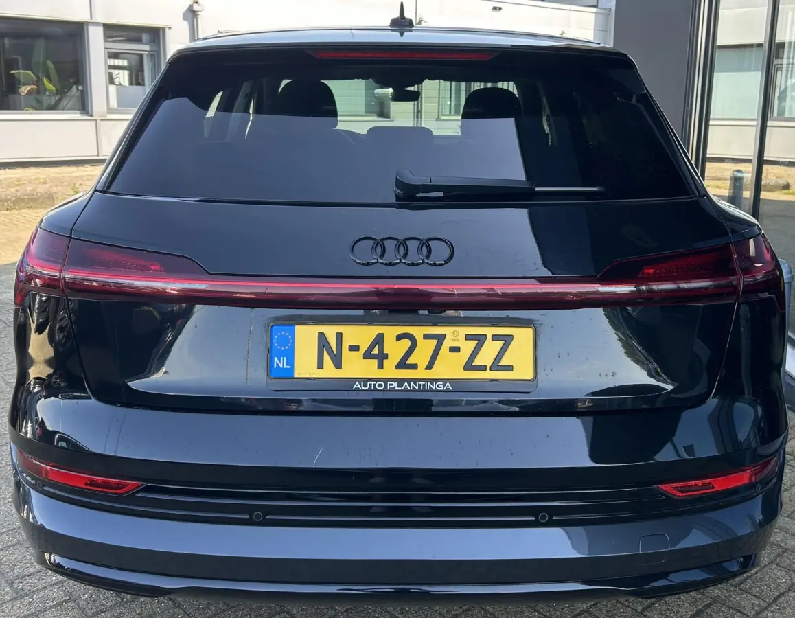 e-tron 55 quattro 95 kWh 408PK | SOH 87,6% | DEALERONDERHOUDEN | Zeer Nette Staat! | Luxe Lederen Stoelen Elektrisch Met Memory | Achteruitrijcamera | Virtual Mirrors | Head Up Display | Ele