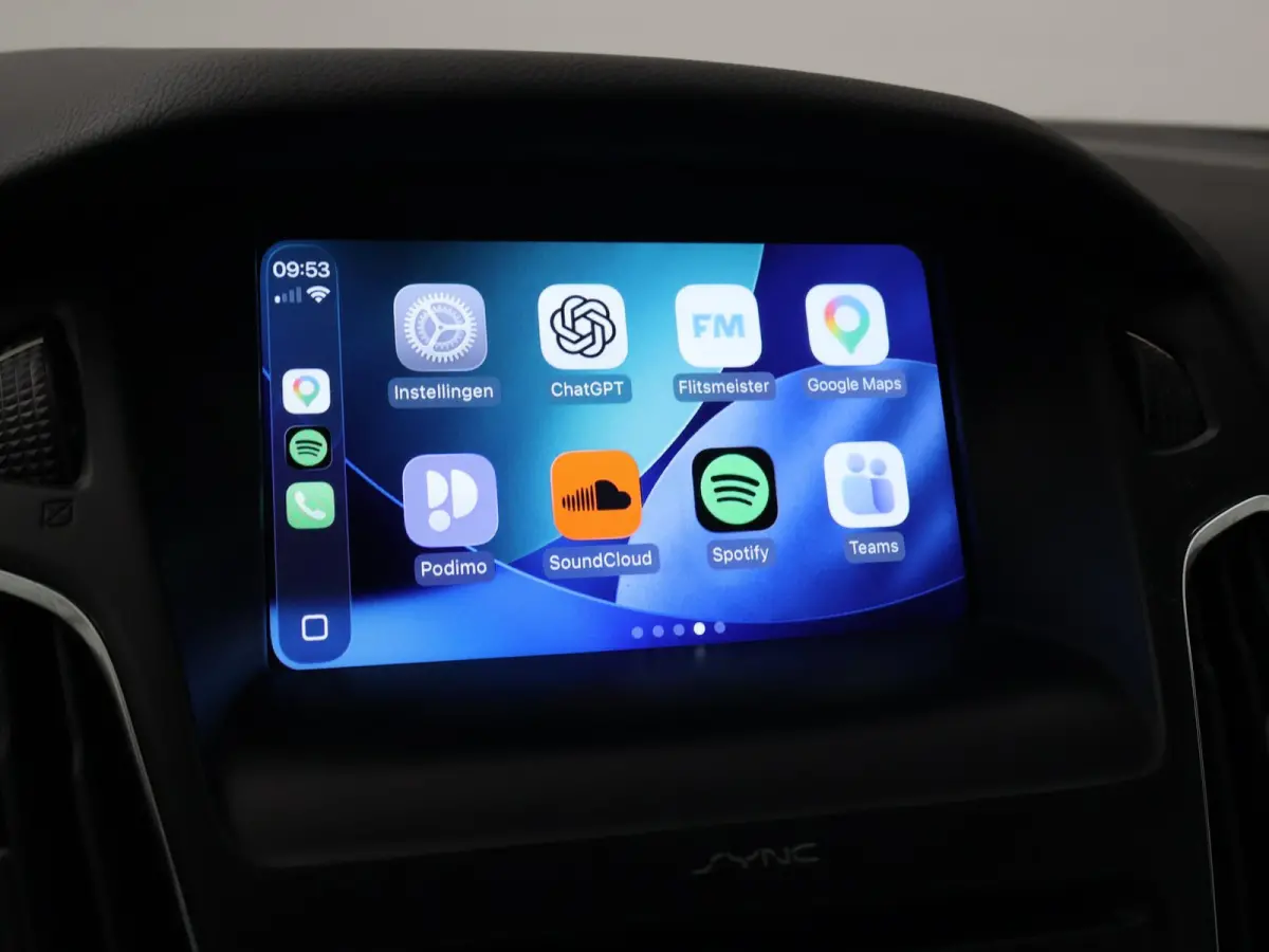 1.0 TREND + APPLE CARPLAY | LMV | CRUISE CONTROL | NAVIGATIE | AIRCO