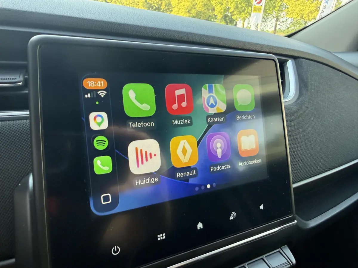 R110 Life 52 kWh KOOPACCU SOH 90% KEYLESS/CARPLAY *ALL-IN PRIJS*