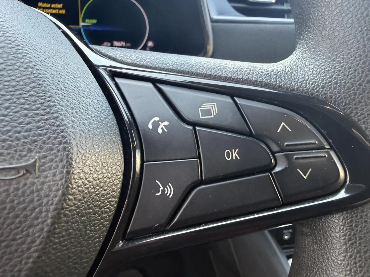 R110 Life 52 kWh KOOPACCU SOH 90% KEYLESS/CARPLAY *ALL-IN PRIJS*