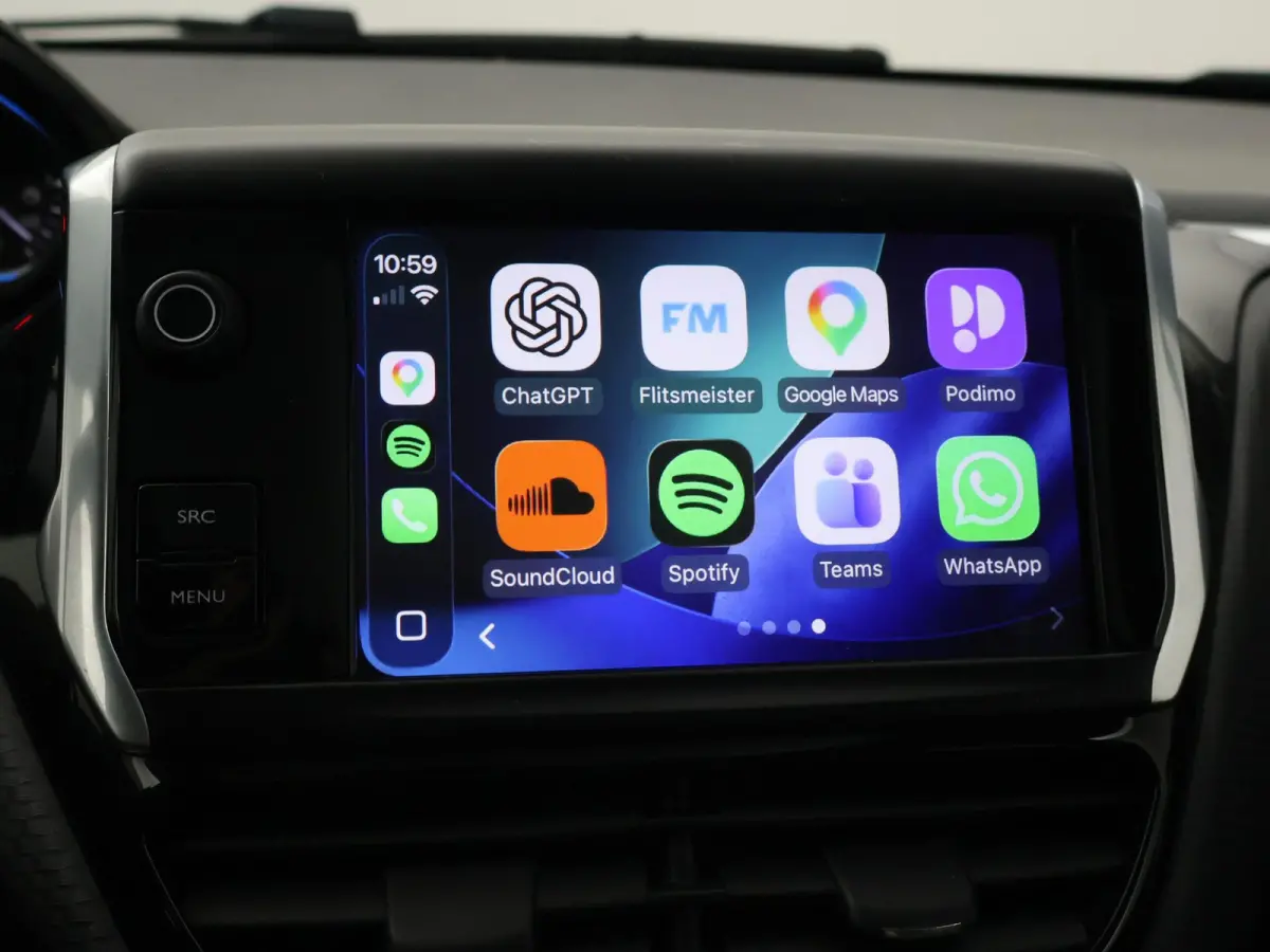 1.2 PT 110 PK ALLURE + TREKHAAK | PANORAMA | CAMERA | APPLE CARPLAY