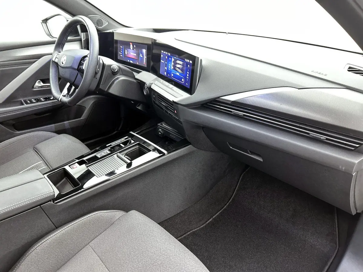 1.2 145pk Hybrid GS Automaat | Navigatie | Climate Control | Adaptieve Cruise Control | 360 Camera | Keyless Entry/Start | 17"LMV | Stoel/Stuurverwarming | Apple Carplay/Android Auto |