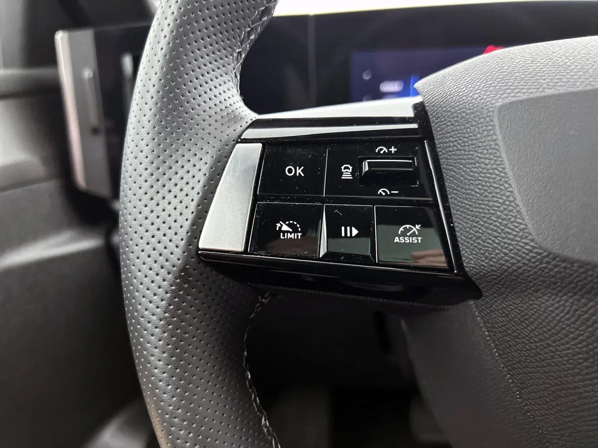 1.2 145pk Hybrid GS Automaat | Navigatie | Climate Control | Adaptieve Cruise Control | 360 Camera | Keyless Entry/Start | 17"LMV | Stoel/Stuurverwarming | Apple Carplay/Android Auto |