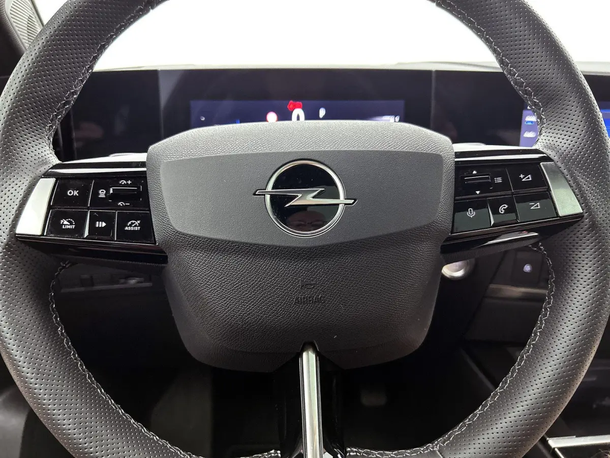1.2 145pk Hybrid GS Automaat | Navigatie | Climate Control | Adaptieve Cruise Control | 360 Camera | Keyless Entry/Start | 17"LMV | Stoel/Stuurverwarming | Apple Carplay/Android Auto |