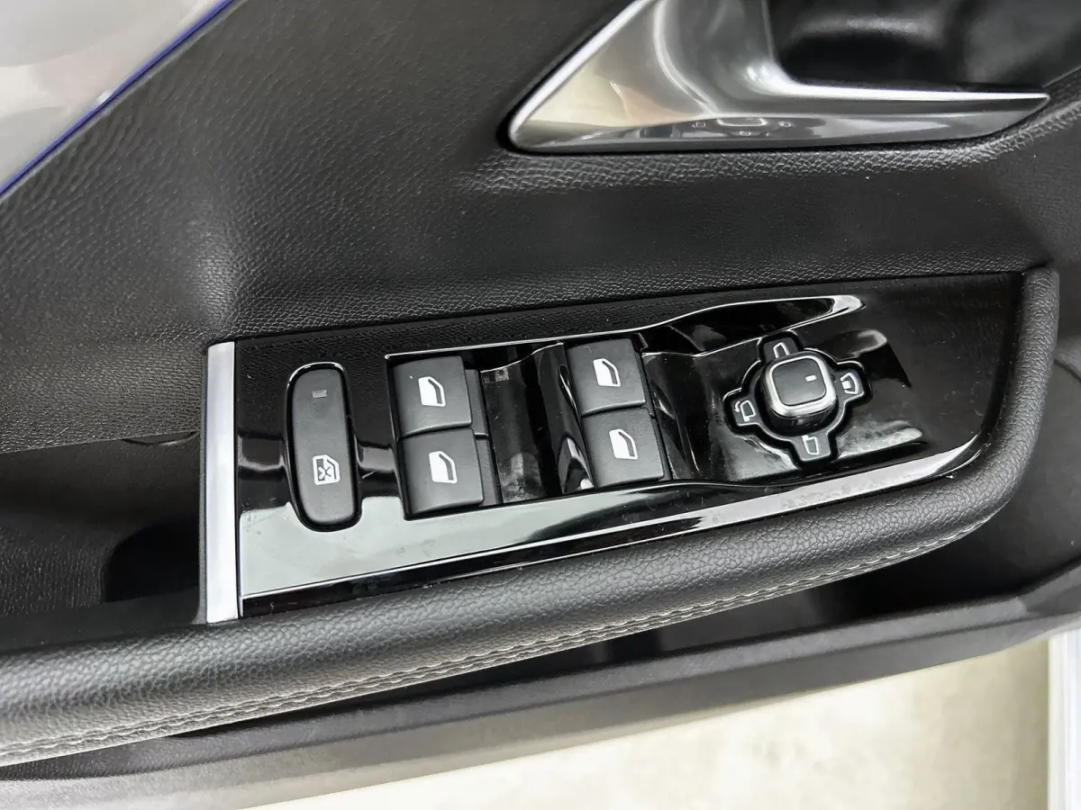 1.2 145pk Hybrid GS Automaat | Navigatie | Climate Control | Adaptieve Cruise Control | 360 Camera | Keyless Entry/Start | 17"LMV | Stoel/Stuurverwarming | Apple Carplay/Android Auto |