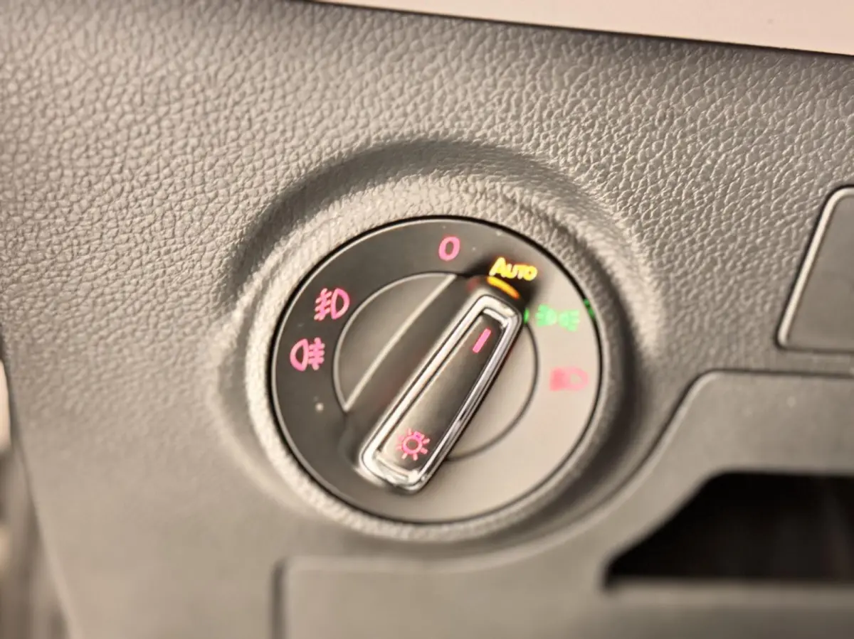 1.0 TGI Xcellence FR|CAMERA|CARPLAY|CRUISE|NAVI