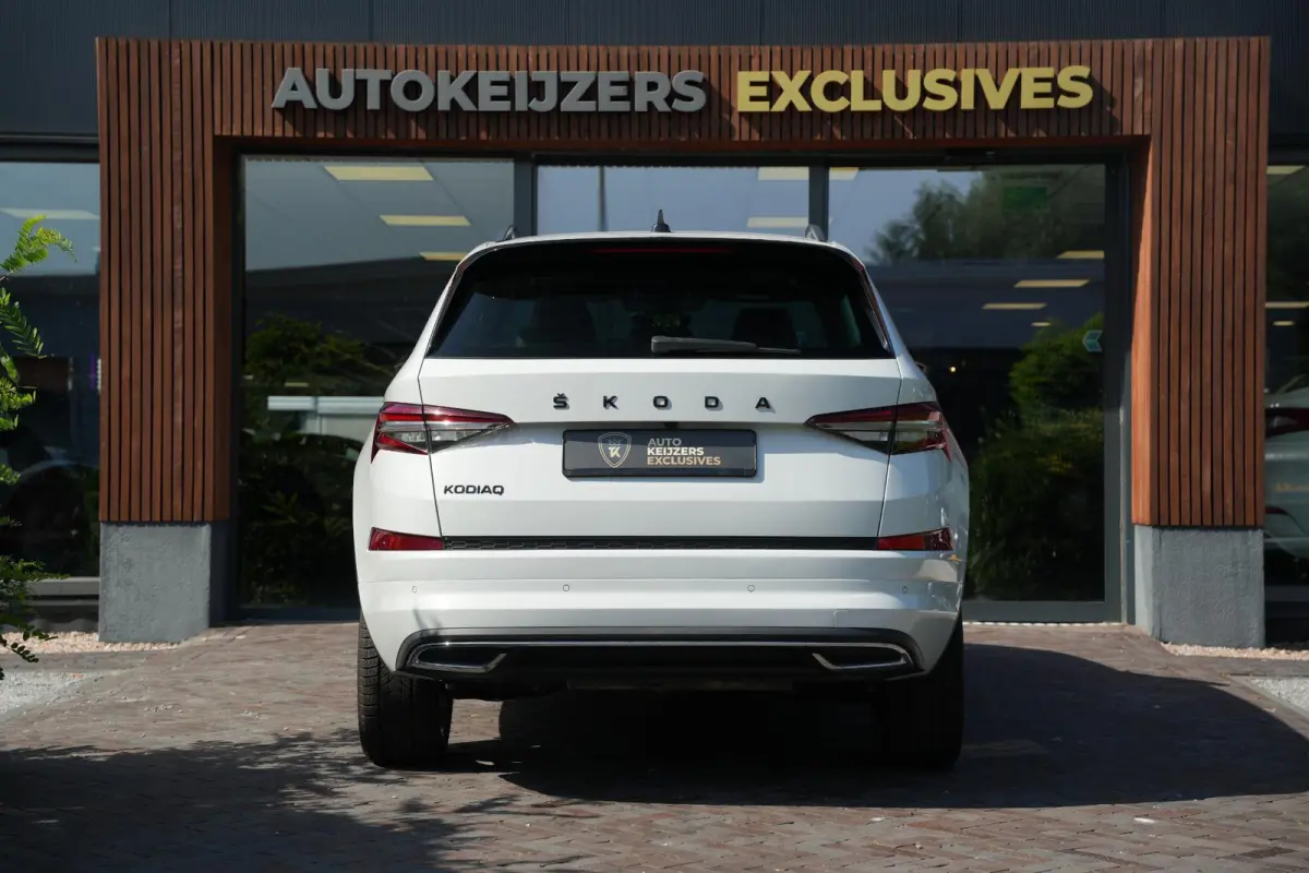 1.5 TSI MHEV Sportline Business 7p
