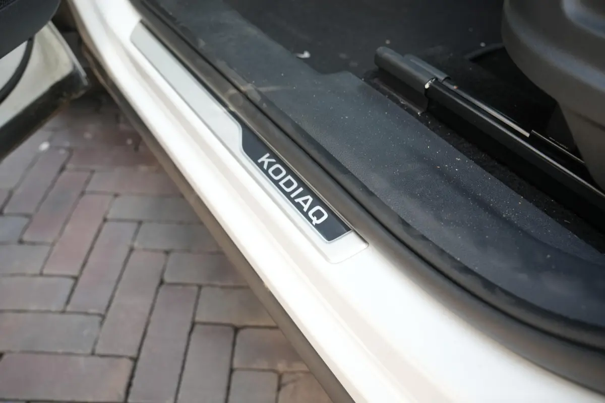 1.5 TSI MHEV Sportline Business 7p
