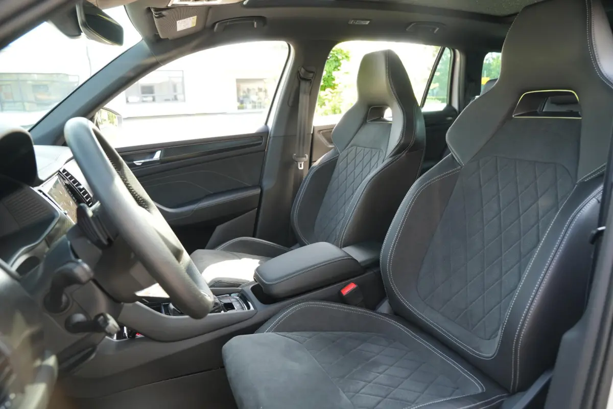 1.5 TSI MHEV Sportline Business 7p