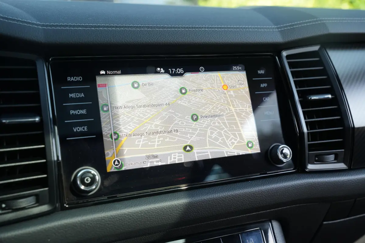 1.5 TSI MHEV Sportline Business 7p