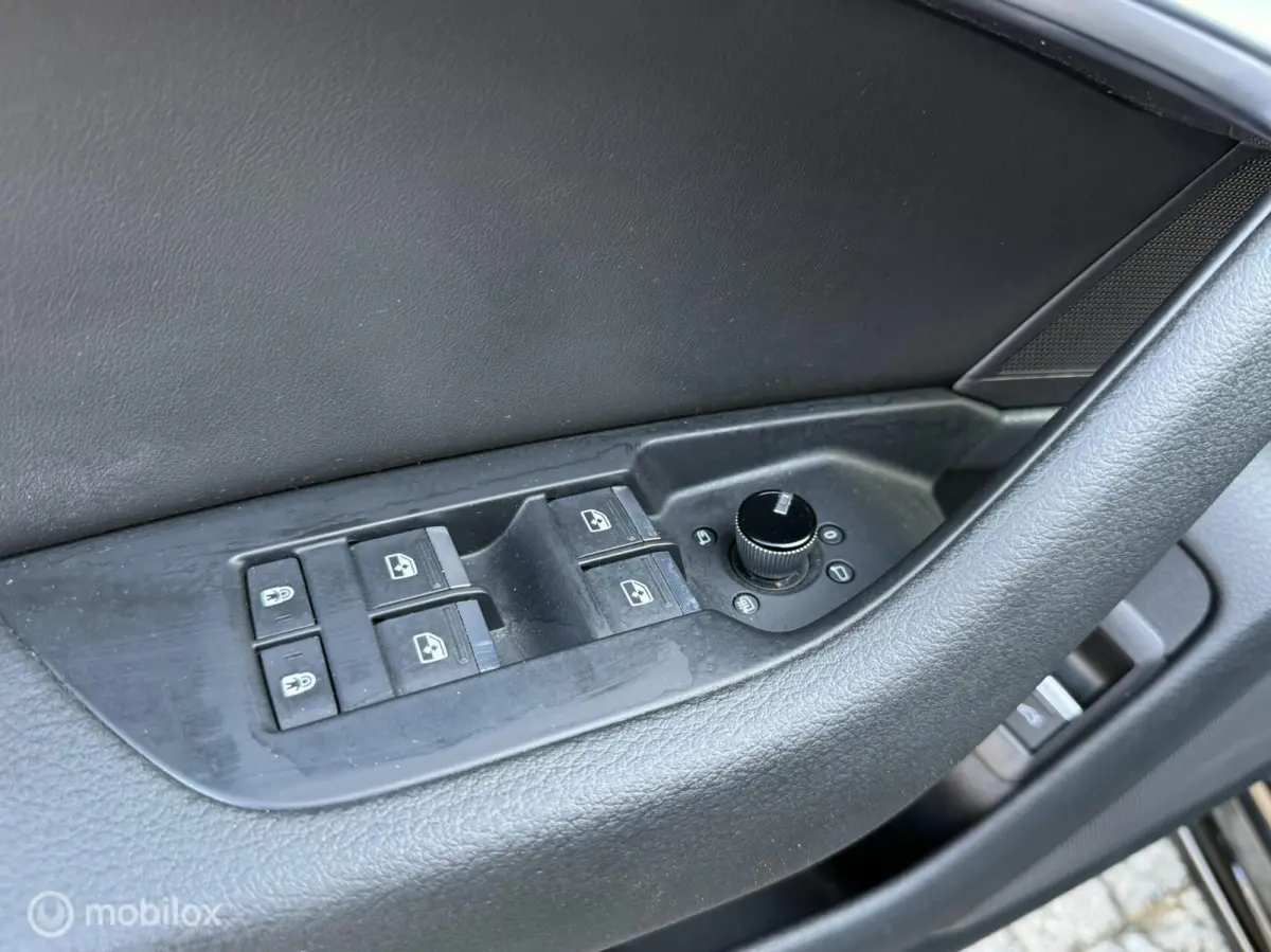 50 TFSI e quattro S-Line MAXTON | S6
