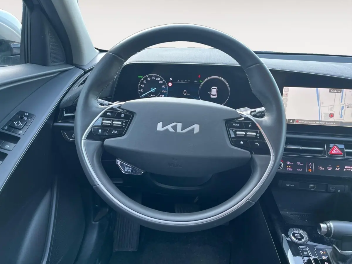 1.6 GDi Hybrid DynamicLine | Two-Tone | Trekhaak | Climate control | Navigatie | Cruise control