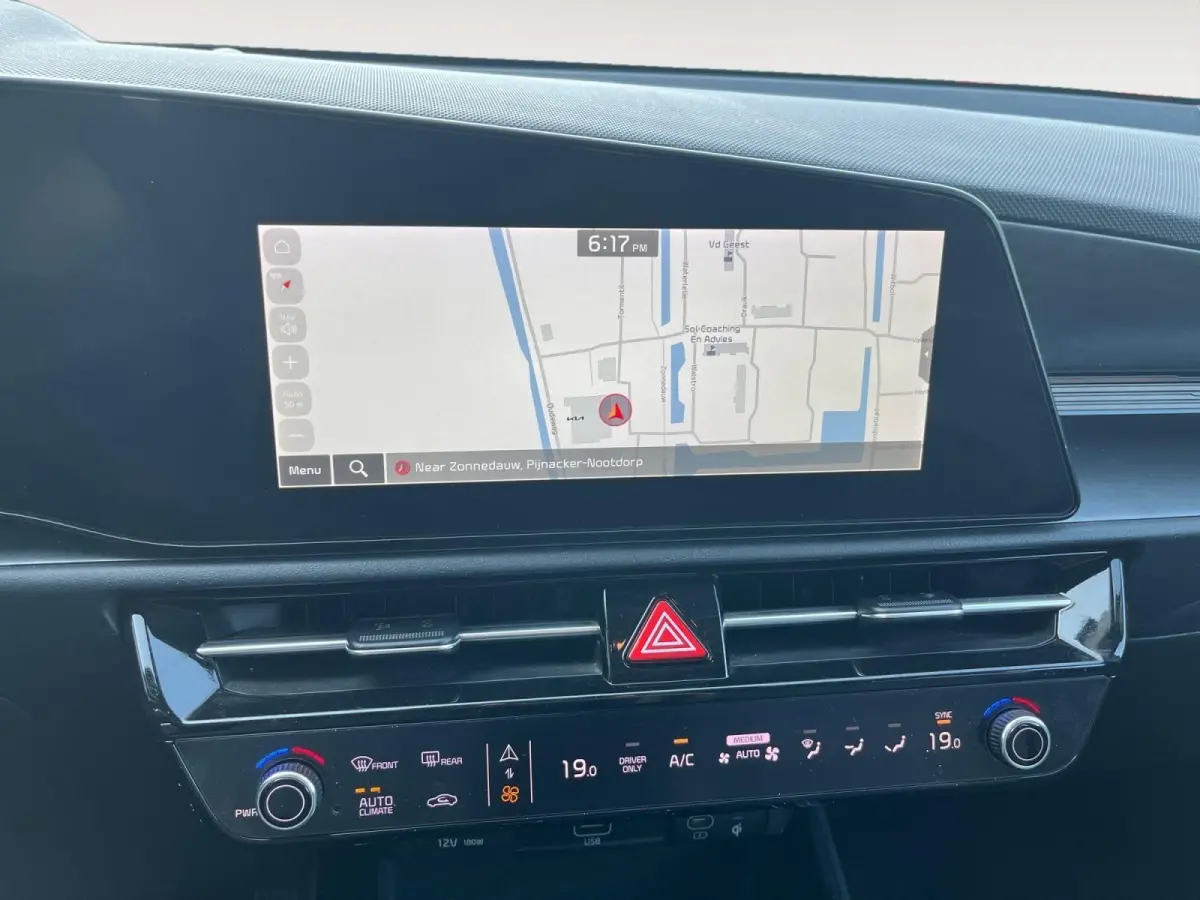 1.6 GDi Hybrid DynamicLine | Two-Tone | Trekhaak | Climate control | Navigatie | Cruise control