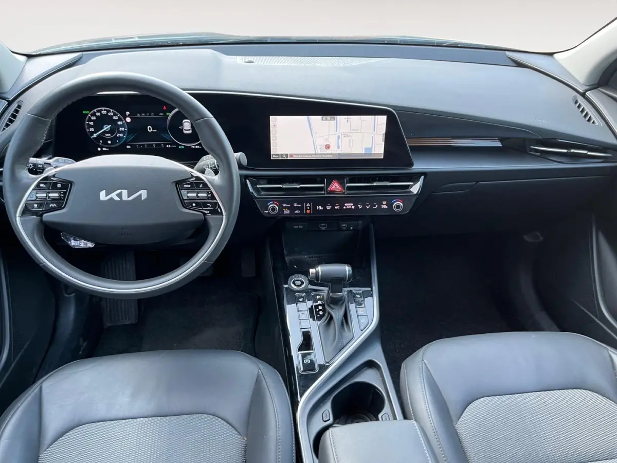 1.6 GDi Hybrid DynamicLine | Two-Tone | Trekhaak | Climate control | Navigatie | Cruise control