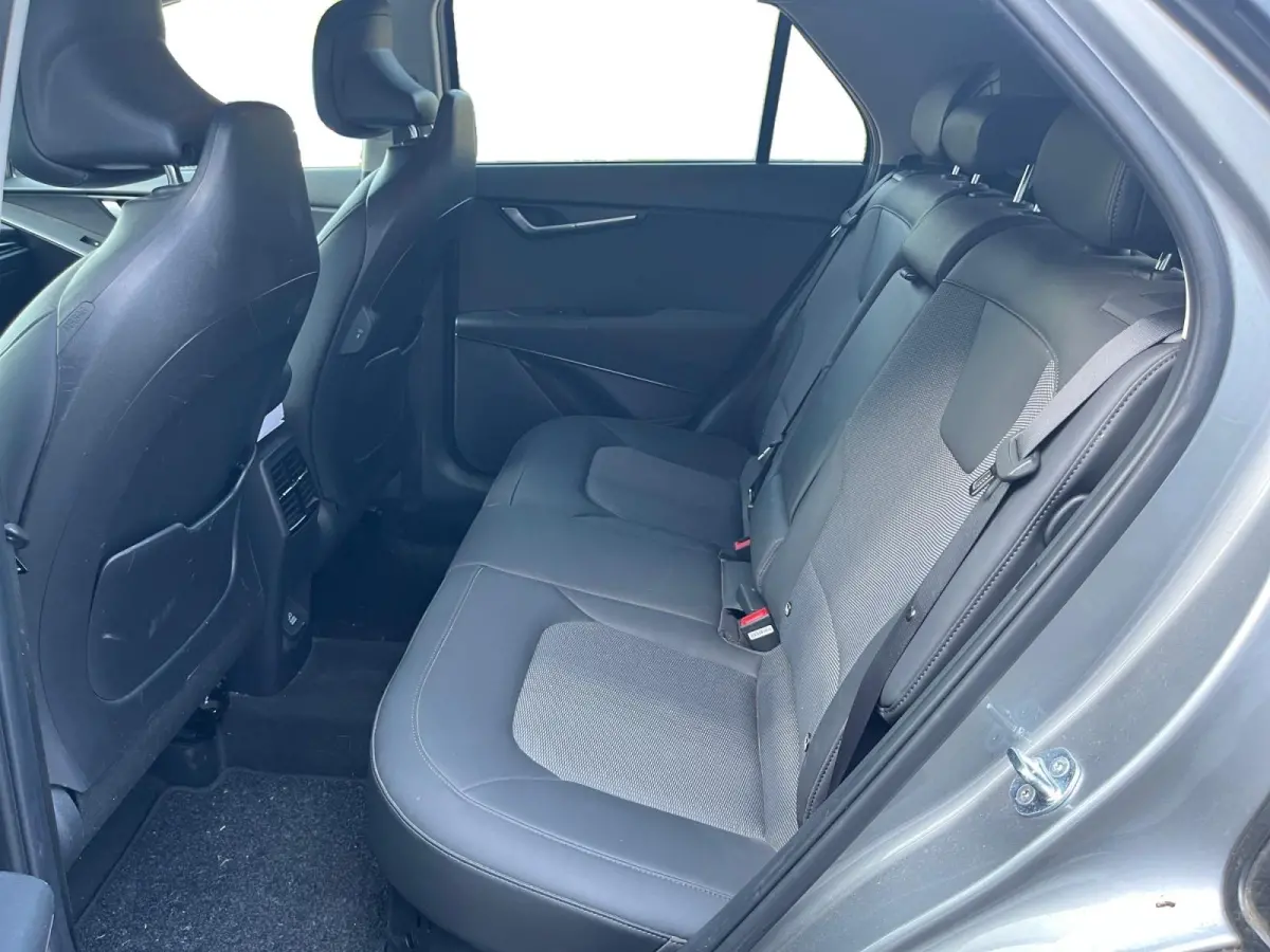 1.6 GDi Hybrid DynamicLine | Two-Tone | Trekhaak | Climate control | Navigatie | Cruise control