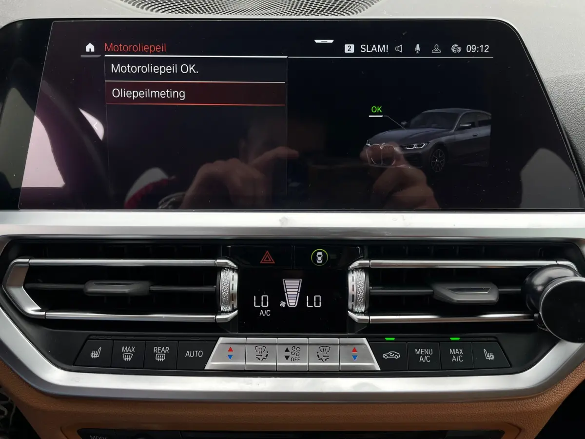 420i M-High Executive INDIVIDUAL!|VIRTUAL.COCKPIT|MEMORYSTOEL+VRM|AMBIENT.LIGHT|ELEKT.ACHTERKLEP|CRUISE