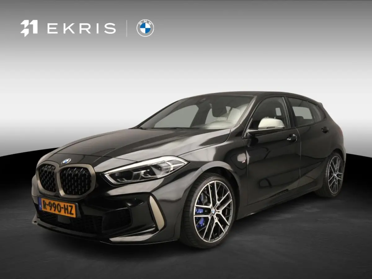 5-deurs M135i xDrive M-Sportpakket | LED | HUD | Sportstoelen | Stoelverwarming | Keyless | DAB | Hifi speakers | Alu 18 inch