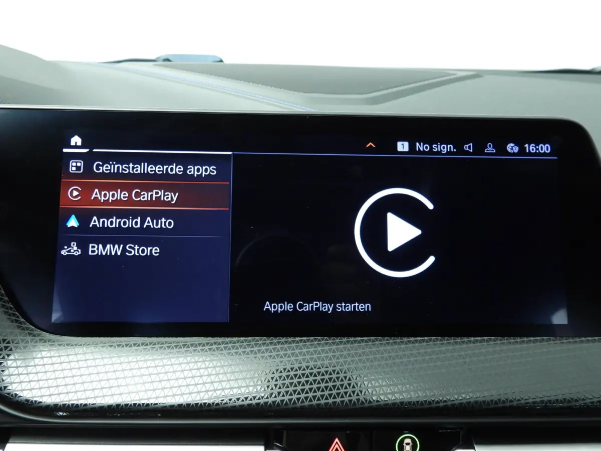5-deurs M135i xDrive M-Sportpakket | LED | HUD | Sportstoelen | Stoelverwarming | Keyless | DAB | Hifi speakers | Alu 18 inch