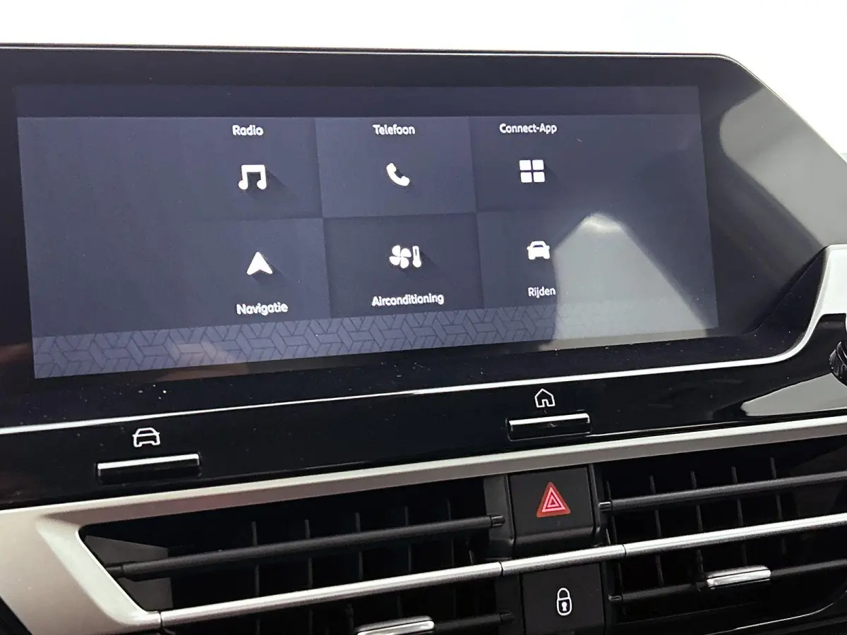 136pk You 50 kWh Automaat | Apple Carplay/Android Auto | Climate Control | Cruise Control | Camera | FASE 3 | 16"LMV | Parkeersensoren | Warmtepomp |