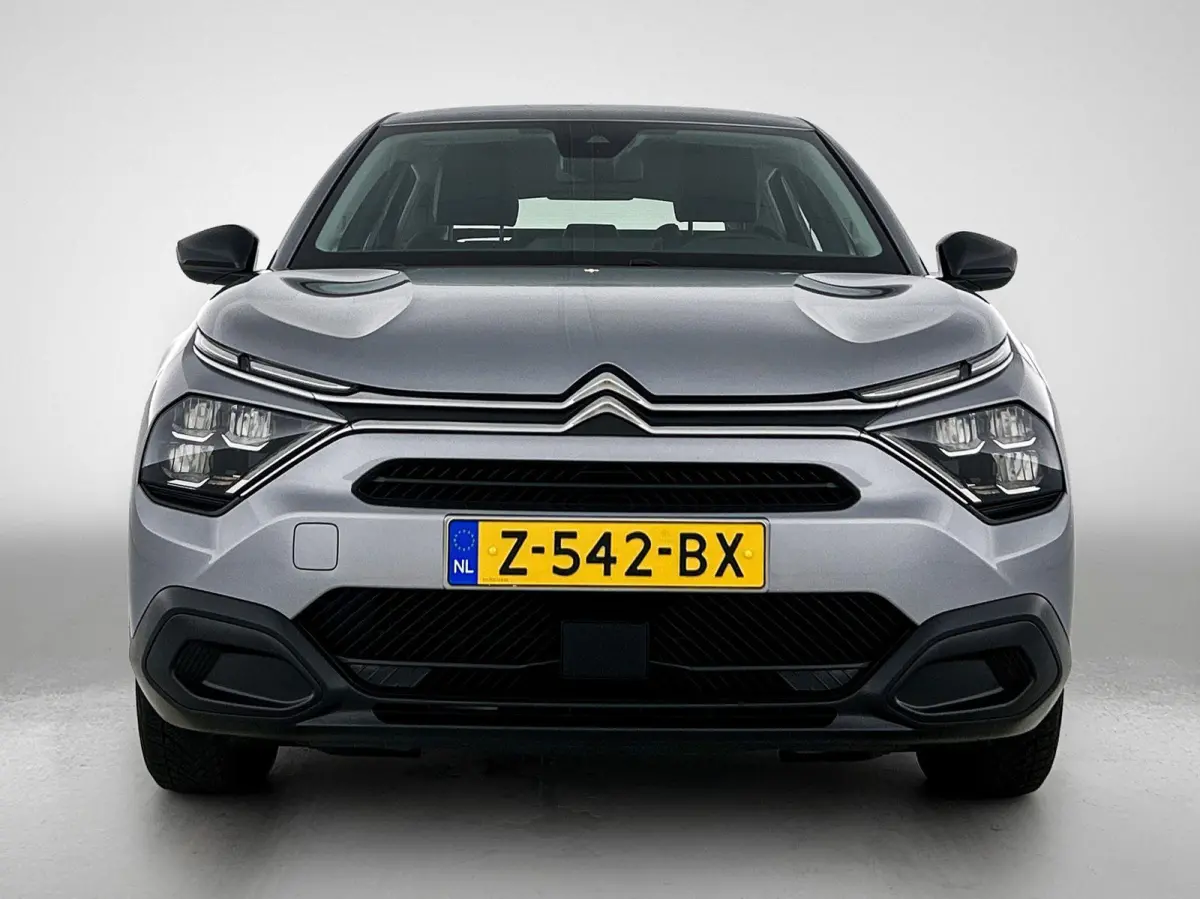 136pk You 50 kWh Automaat | Apple Carplay/Android Auto | Climate Control | Cruise Control | Camera | FASE 3 | 16"LMV | Parkeersensoren | Warmtepomp |