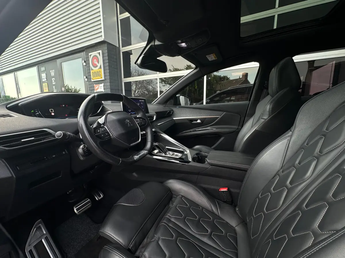 1.6 e GT Line, Automaat, Camera, CarPlay, Pano, Memory, Leder, Cruise
