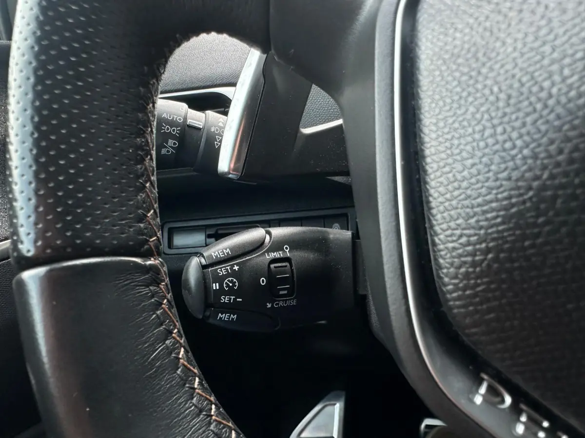 1.6 e GT Line, Automaat, Camera, CarPlay, Pano, Memory, Leder, Cruise