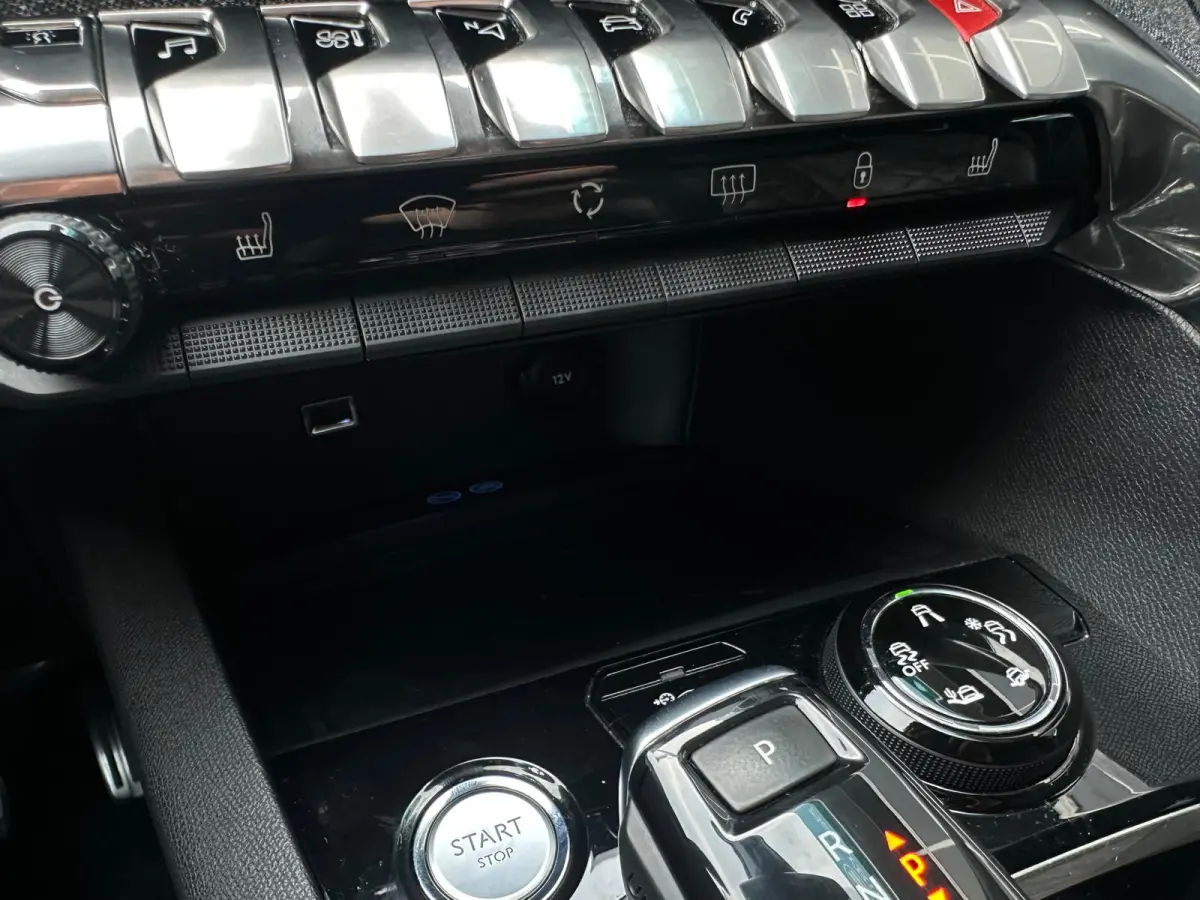 1.6 e GT Line, Automaat, Camera, CarPlay, Pano, Memory, Leder, Cruise