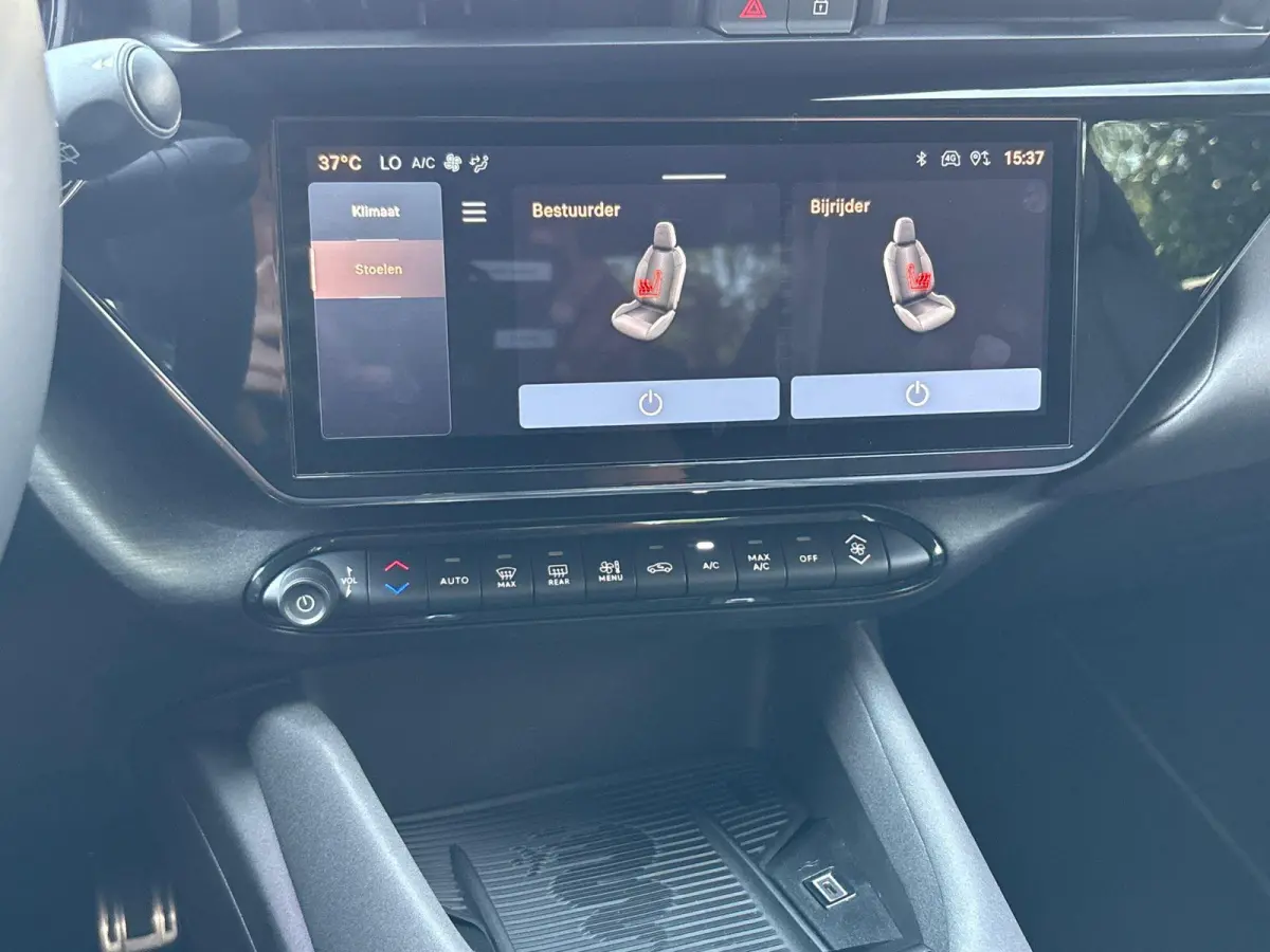 1.2 Turbo Hybrid Ibrida Speciale | Navigatie | Parkeersensoren | Camera | Apple Carplay/Android Auto | LMV 18"| Cimate Control | Cruise control |