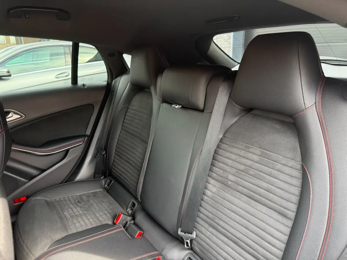 180 | 2E EIGENAAR | 12MND GARANTIE | LED | AUTOMAAT | CRUISE | AIRCO | LMV |