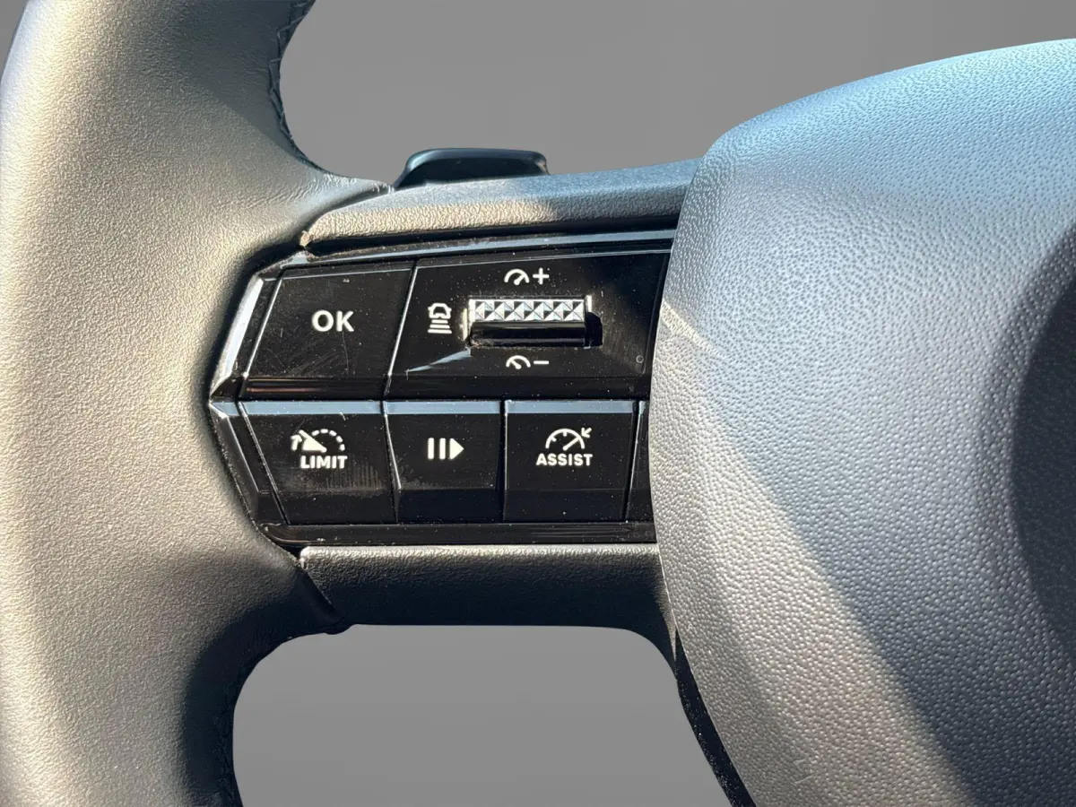 1.2 Turbo Hybrid Ibrida Speciale | Navigatie | Parkeersensoren | Camera | Apple Carplay/Android Auto | LMV 18"| Cimate Control | Cruise control |