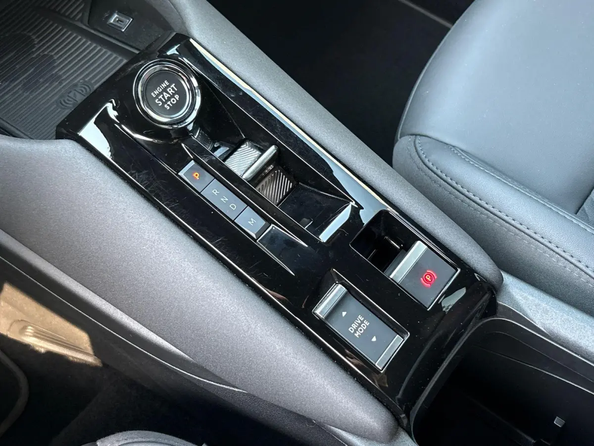 1.2 Turbo Hybrid Ibrida Speciale | Navigatie | Parkeersensoren | Camera | Apple Carplay/Android Auto | LMV 18"| Cimate Control | Cruise control |
