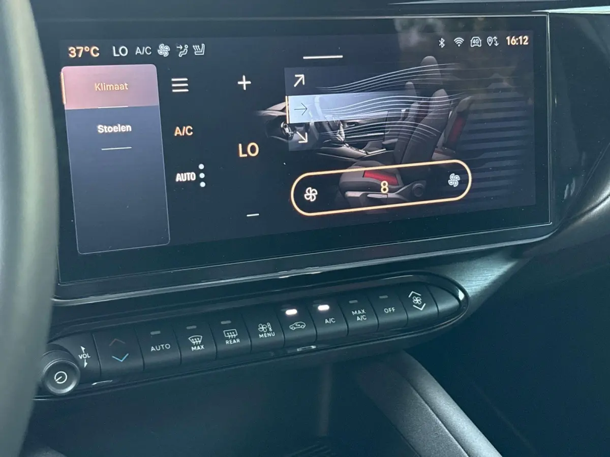 1.2 Turbo Hybrid Ibrida Speciale | Navigatie | Parkeersensoren | Camera | Apple Carplay/Android Auto | LMV 18"| Cimate Control | Cruise control |