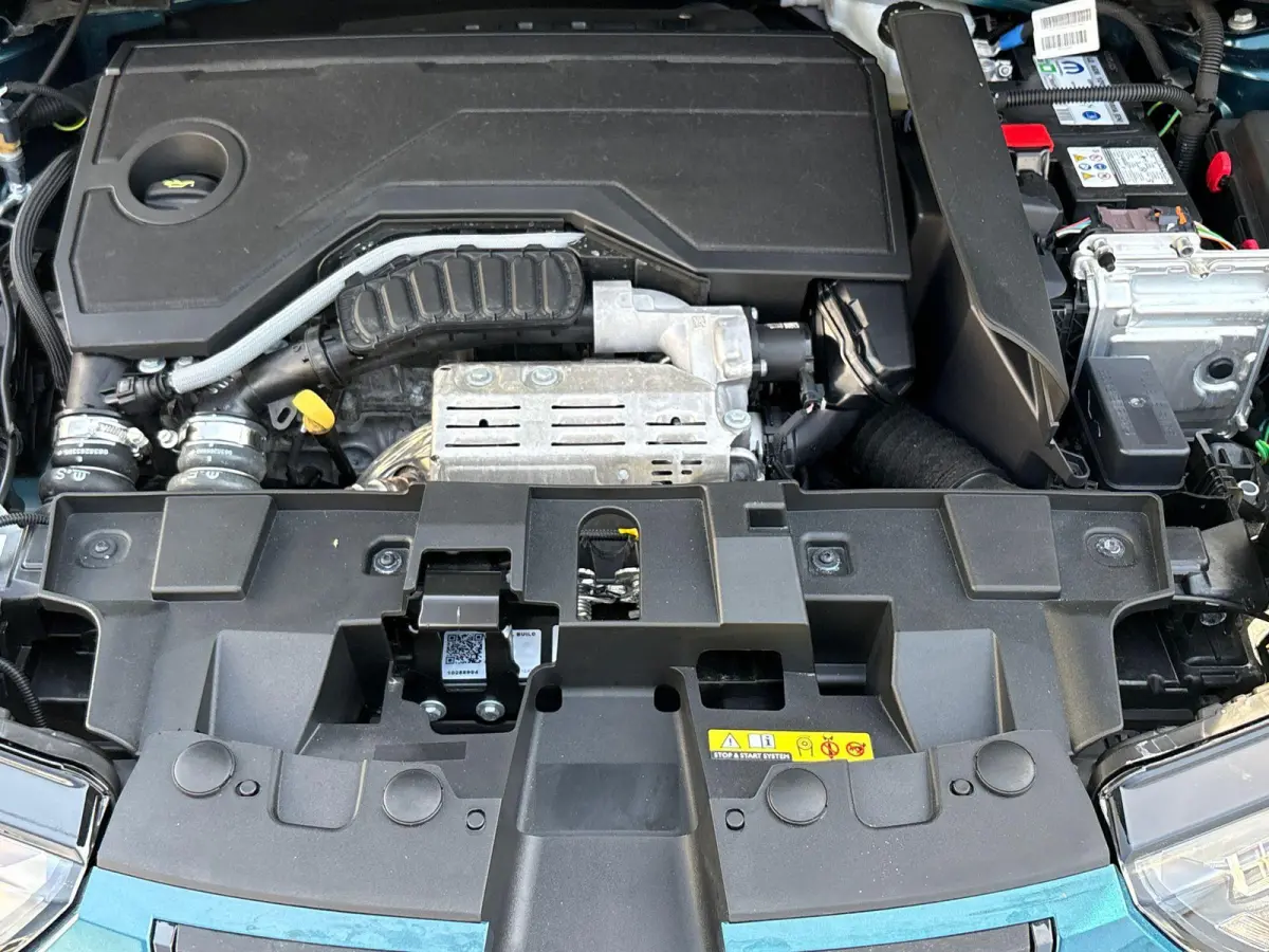1.2 Turbo Hybrid Ibrida Speciale | Navigatie | Parkeersensoren | Camera | Apple Carplay/Android Auto | LMV 18"| Cimate Control | Cruise control |