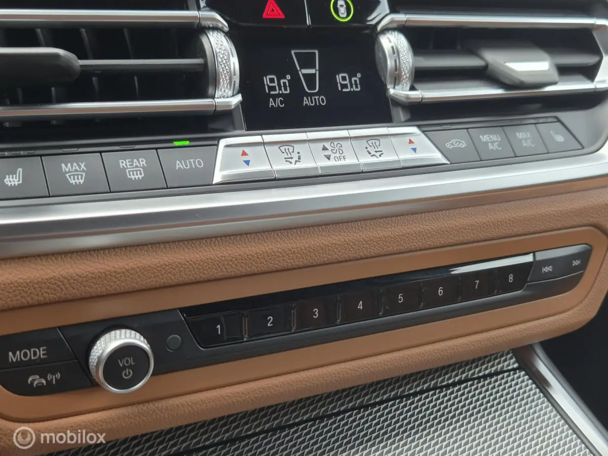 320e Business Edition Plus I Adap Cruise I Camera I Head-up I M-Sport I Tansanitblau I