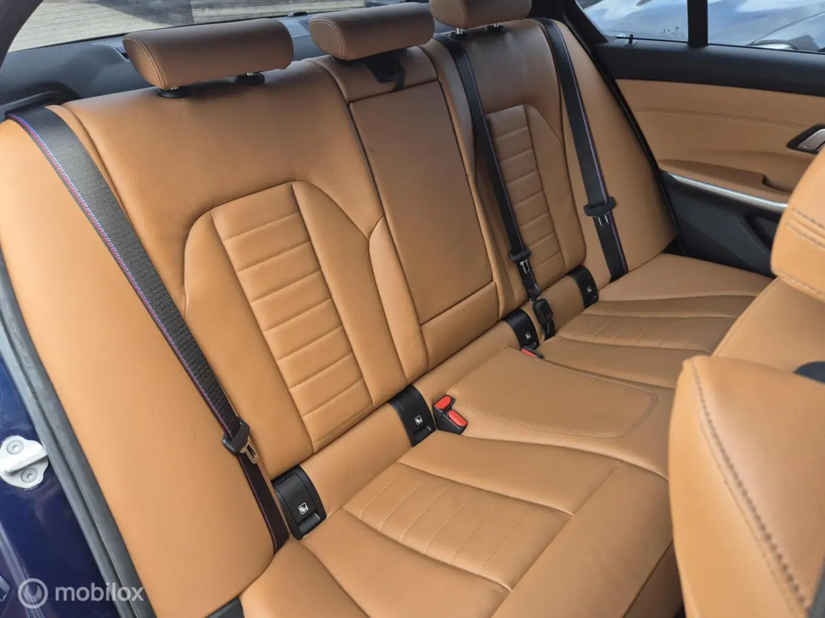 320e Business Edition Plus I Adap Cruise I Camera I Head-up I M-Sport I Tansanitblau I