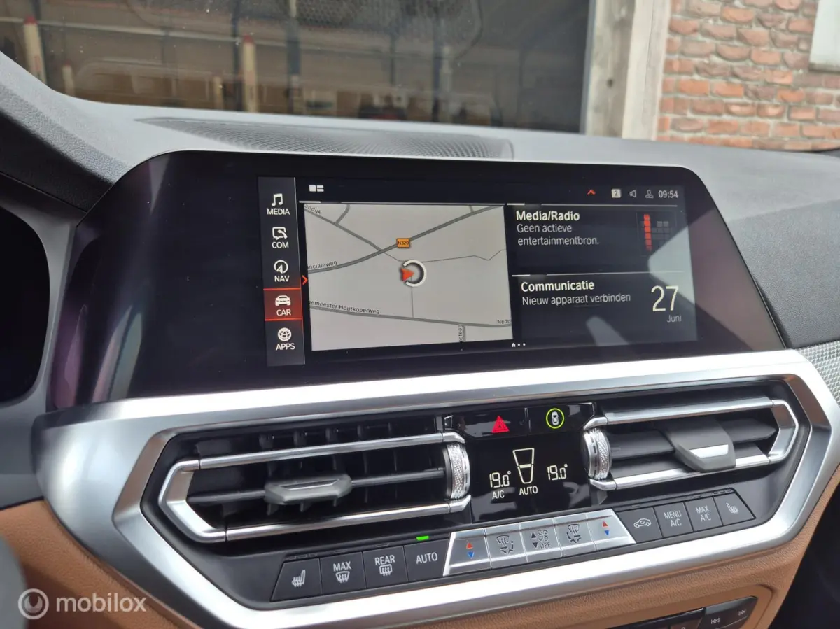 320e Business Edition Plus I Adap Cruise I Camera I Head-up I M-Sport I Tansanitblau I