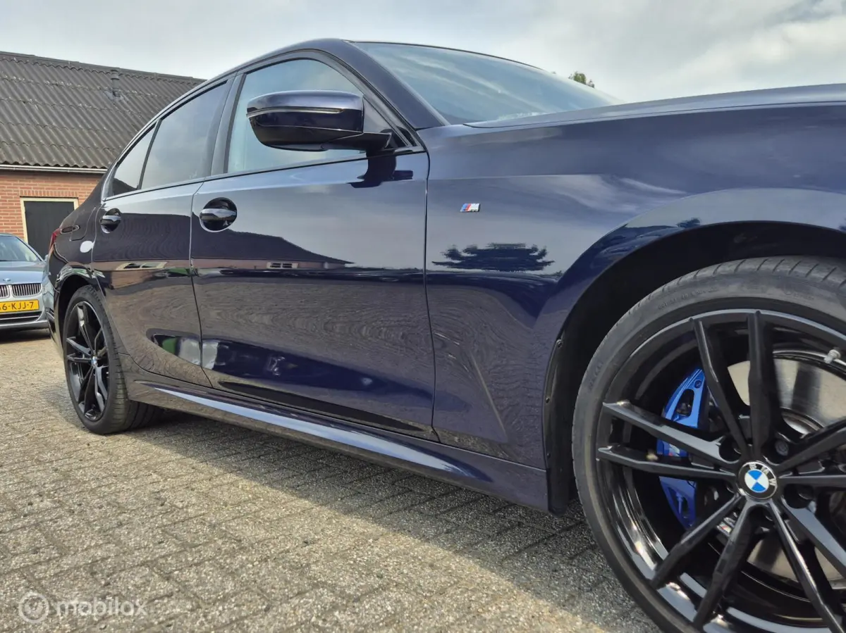 320e Business Edition Plus I Adap Cruise I Camera I Head-up I M-Sport I Tansanitblau I