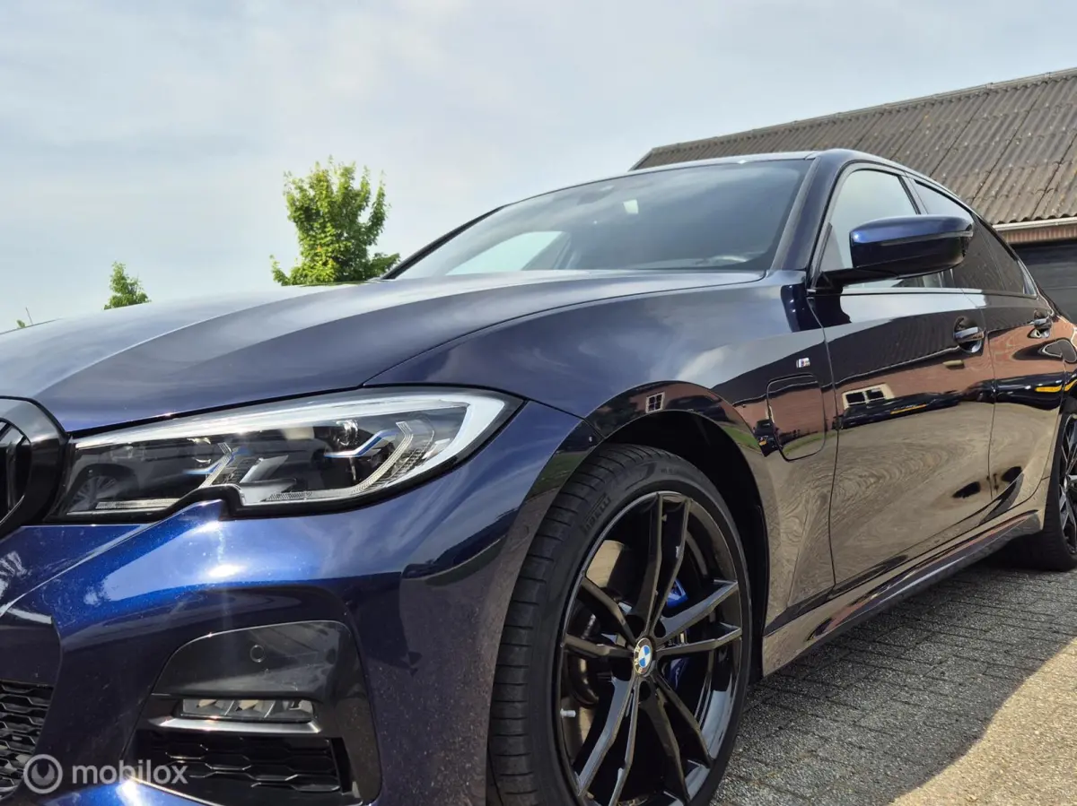 320e Business Edition Plus I Adap Cruise I Camera I Head-up I M-Sport I Tansanitblau I