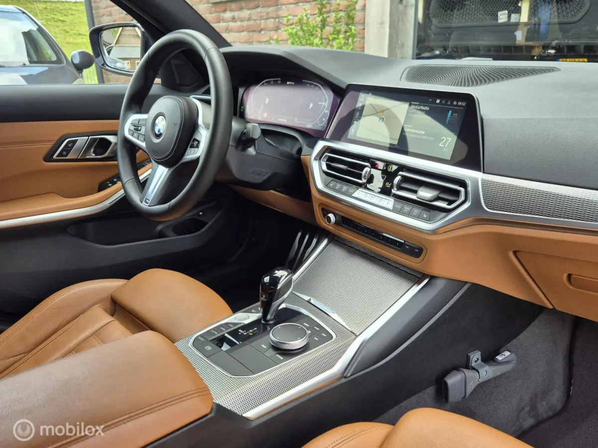 320e Business Edition Plus I Adap Cruise I Camera I Head-up I M-Sport I Tansanitblau I