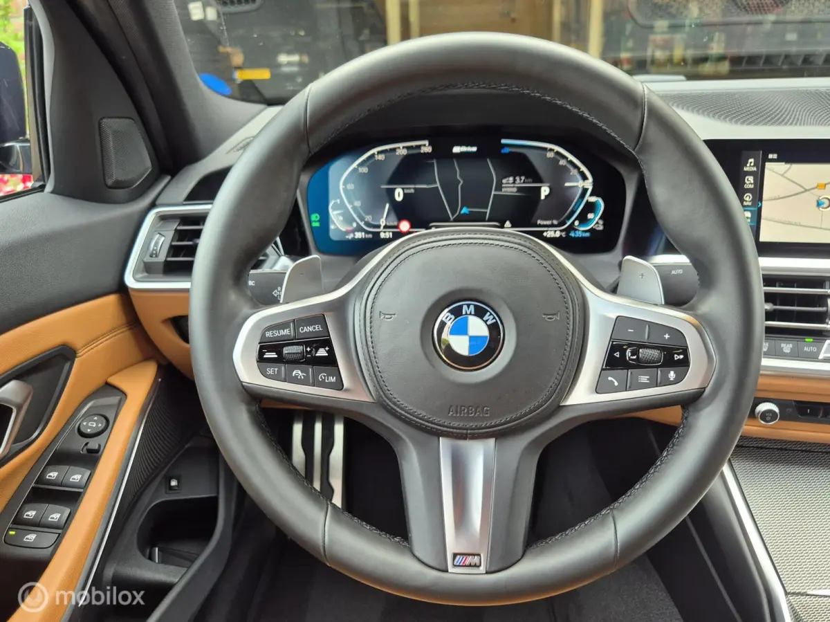 320e Business Edition Plus I Adap Cruise I Camera I Head-up I M-Sport I Tansanitblau I