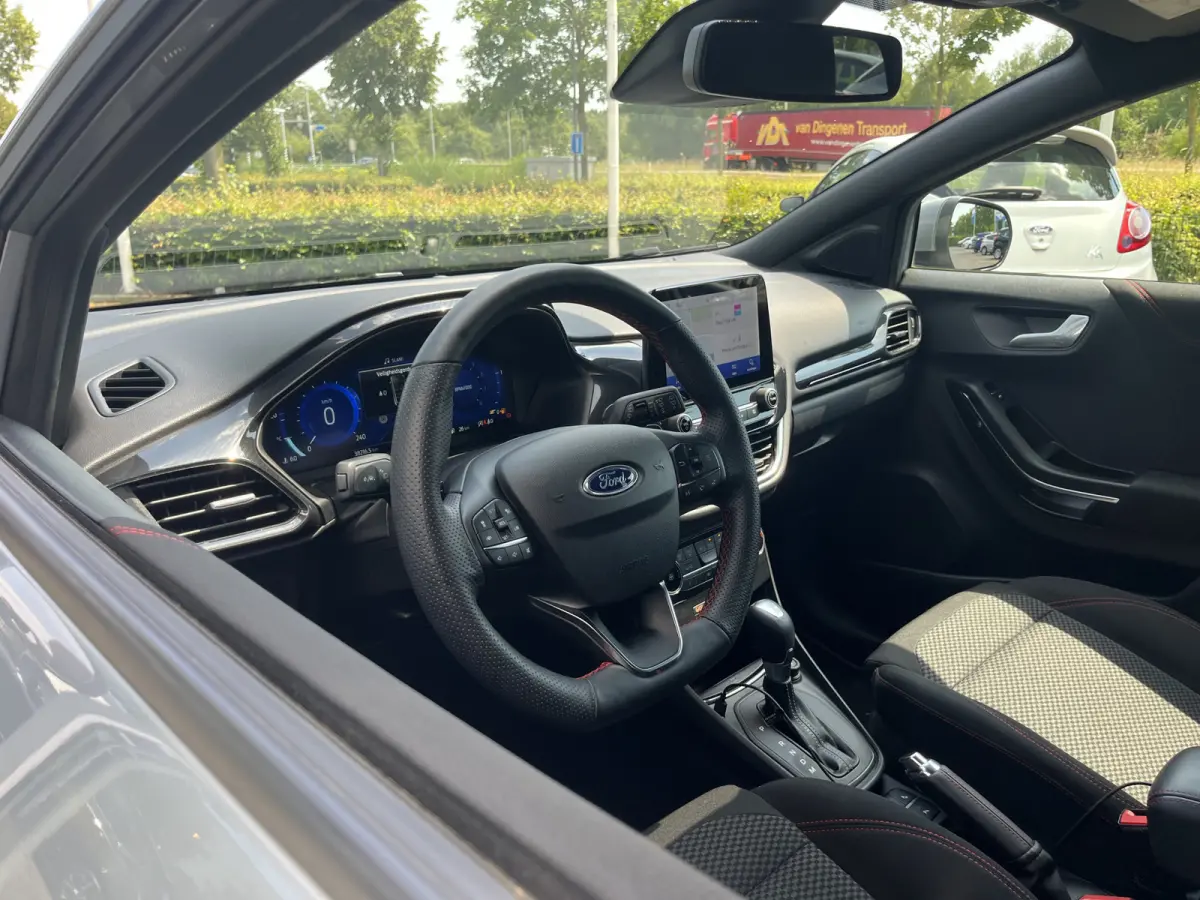 1.0 EcoBoost ST-Line 155pk Automaat | Elekt. achterklep | Keyless | Driver Assistance Pack | Adapt. Cruise | Dodehoek | Camera | etc. etc.