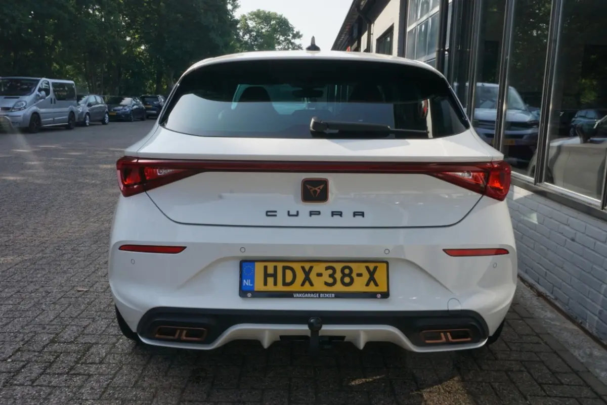1.4 e-Hybrid VZ Business Trekhaak/Navi! 95% SoH